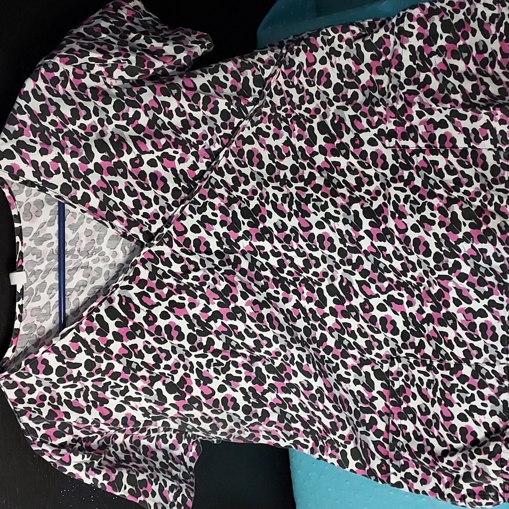Cant tell if it's purple or pink????
